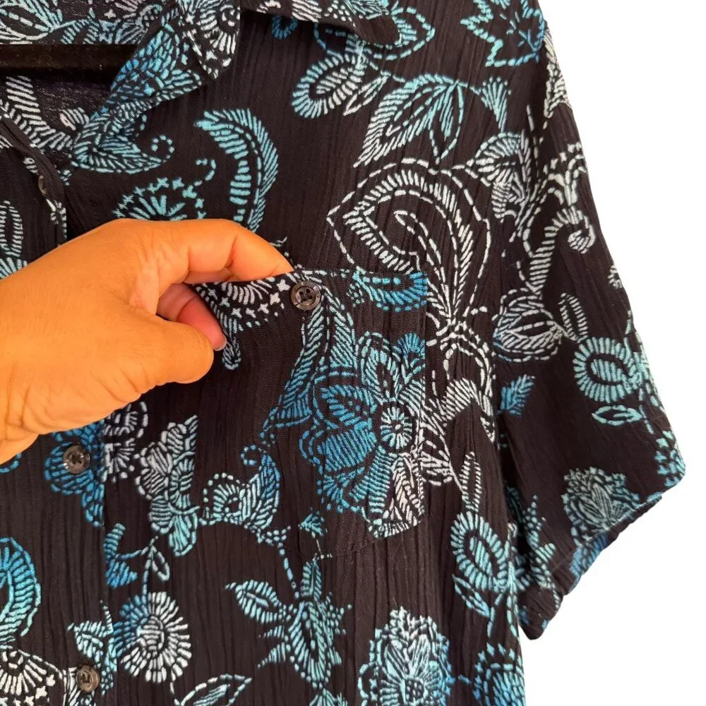 Jacklyn Smith Women's Black/ Blue Paisley Floral Button Up Blouse Size Large - Picture 4 of 9
